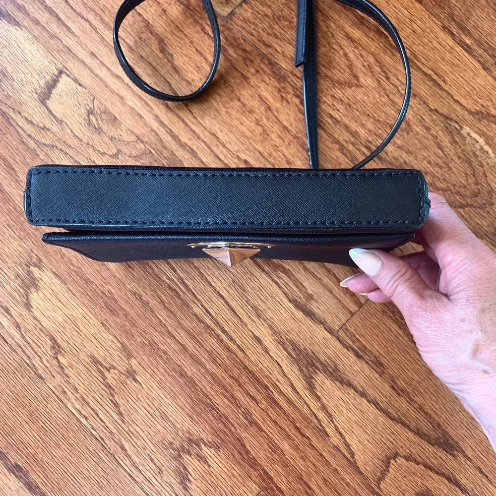 Kate Spade Newbury Lane Sally Crossbody Black Saffiano Leather Gold Turn Lock